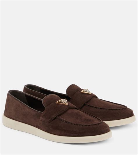 Saint Tropez suede loafers in brown .